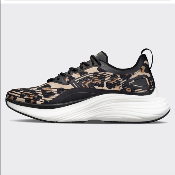 NWOB APL Streamline Leopard Print Sneakers - Picture 1 of 14